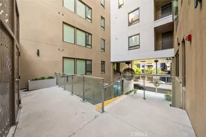 709 E Walnut Street #315, Pasadena, CA 91101 - Photo 45