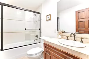 1805 Outpost Dr, Los Angeles, CA 90068 - Photo 27