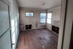 3000 W 84th St, Inglewood, CA 90305 - Photo 7