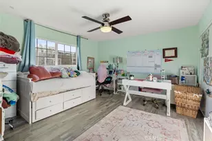 1929 Glenoaks, San Fernando, CA 91340 - Photo 25