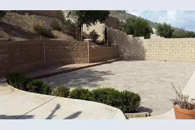 12022 Loyola Court, Fontana, CA 92337 - Photo 27