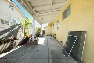 419 W Martinshire, Carson, CA 90745 - Photo 27