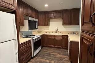 17811 Devonshire, Northridge, CA 91325 - Photo 9