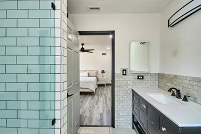 10864 Wolcott Place, Mission Hills (San Fernando), CA 91345 - Photo 19