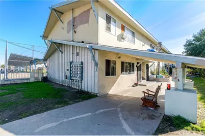 4660 Clara, Cudahy, CA 90201 - Photo 9