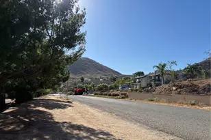 2005 Mt Vernon, Riverside, CA 92507 - Photo 17