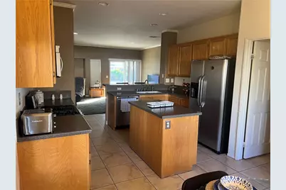 1800 Windermere Drive, Lancaster, CA 93534 - Photo 17