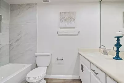 10687 Wilkins Avenue #1, Los Angeles, CA 90024 - Photo 11