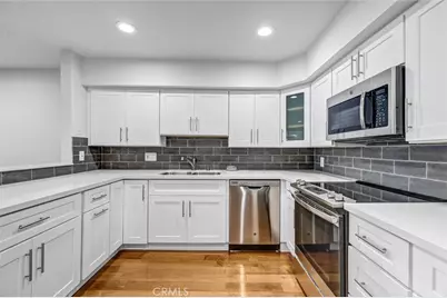 18324 Clark Street #315, Tarzana, CA 91356 - Photo 9