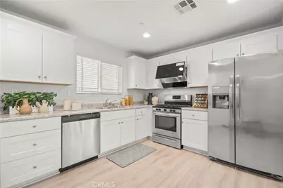 2854 E Sarnia, Ontario, CA 91761 - Photo 13