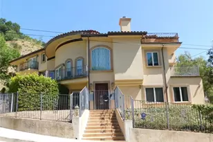 9706 Hensal Rd, Beverly Hills, CA 90210 - Photo 1