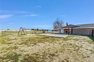 10937 Seventh Ave, Hesperia, CA 92345 - Photo 25