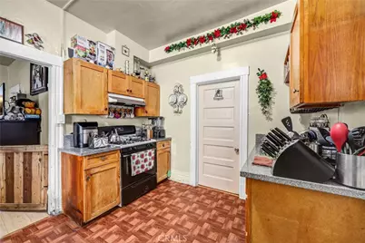 614 E 21st, Los Angeles, CA 90011 - Photo 5