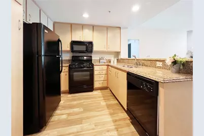 160 S Hudson #105, Pasadena, CA 91101 - Photo 3