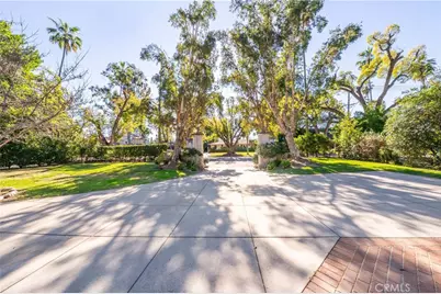 1635 San Pasqual, Pasadena, CA 91106 - Photo 35