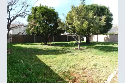 375 Eaton Drive, Pasadena, CA 91107 - Photo 9