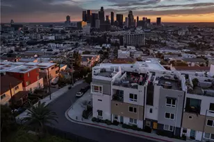 1025 White Knoll, Los Angeles, CA 90012 - Photo 35