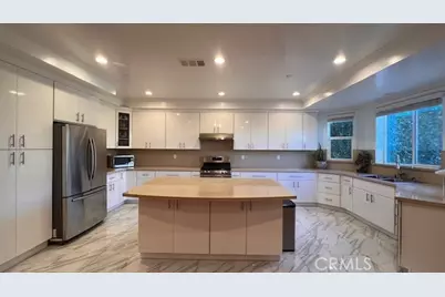 1665 W 221st Street, Torrance, CA 90501 - Photo 3