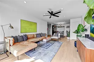 8400 De Longpre, West Hollywood, CA 90069 - Photo 1
