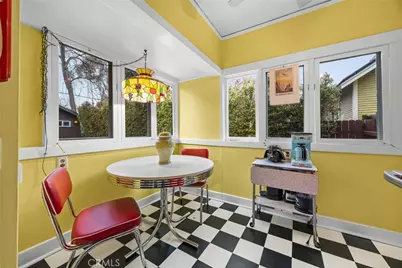 577 N Chester Avenue, Pasadena, CA 91106 - Photo 21