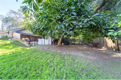 319 N Encinitas Avenue, Monrovia, CA 91016 - Photo 23