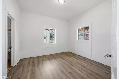 209 N Monterey Street, Alhambra, CA 91801 - Photo 17