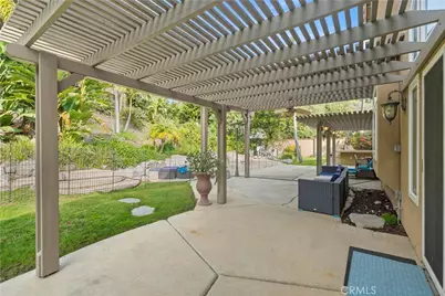 46 Los Felis, Pomona, CA 91766 - Photo 37