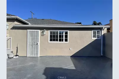 1001 S Eucalyptus Avenue, Inglewood, CA 90301 - Photo 1