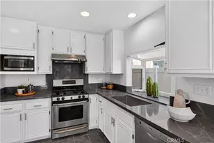 829 Calle La Primavera, Glendale, CA 91208 - Photo 11