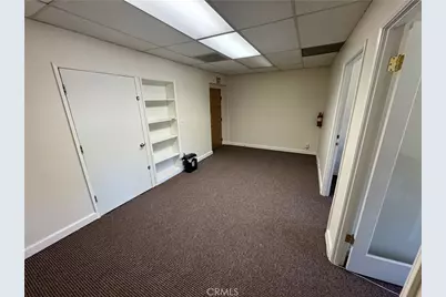 596 N Lake Avenue #203, Pasadena, CA 91101 - Photo 3