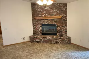 12563 Sarsi Ct, Apple Valley, CA 92308 - Photo 15