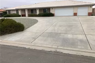 12563 Sarsi Ct, Apple Valley, CA 92308 - Photo 3