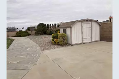 12563 Sarsi Court, Apple Valley, CA 92308 - Photo 9