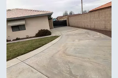 12563 Sarsi Court, Apple Valley, CA 92308 - Photo 5