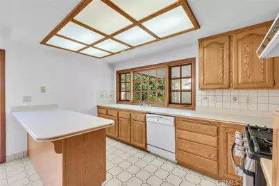 19922 Rainbow Way, Cerritos, CA 90703 - Photo 13