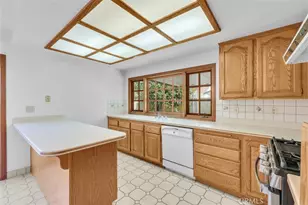 19922 Rainbow Way, Cerritos, CA 90703 - Photo 13