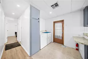 1035 E Huntington Dr, Monrovia, CA 91016 - Photo 13