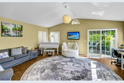30308 Jasmine Valley, Canyon Country, CA 91387 - Photo 17