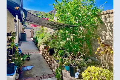 30308 Jasmine Valley, Canyon Country, CA 91387 - Photo 35