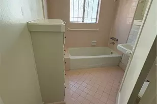 657 S Mathews, Los Angeles, CA 90023 - Photo 19