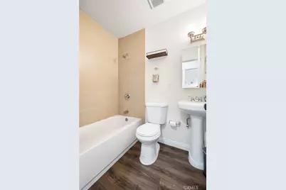 31 N Parkwood Avenue, Pasadena, CA 91106 - Photo 33