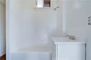 458 W Vernon, Los Angeles, CA 90037 - Photo 7