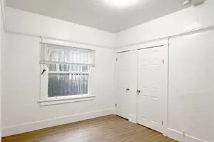 458 W Vernon, Los Angeles, CA 90037 - Photo 11