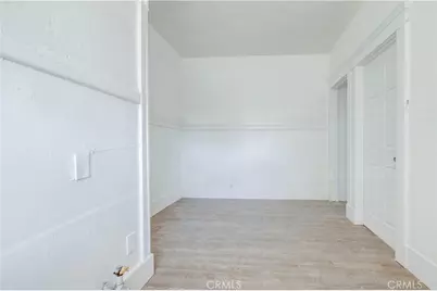 458 W Vernon, Los Angeles, CA 90037 - Photo 9