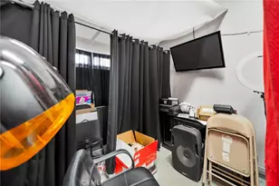 9339 Alondra Blvd, Bellflower, CA 90706 - Photo 57