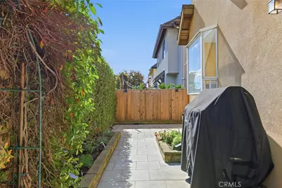 108 S Mountain #A, Monrovia, CA 91016 - Photo 33
