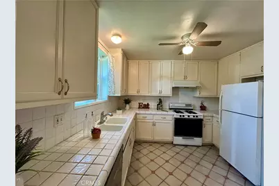 240 Pamela Road, Monrovia, CA 91016 - Photo 3