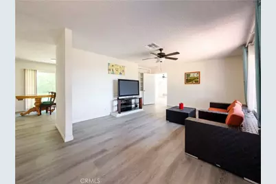 7774 Lakeside Dr, Rubidoux, CA 92509 - Photo 9