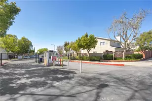 11522 Honeyglen Rd, Pacoima, CA 91331 - Photo 25