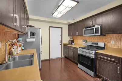 11522 Honeyglen Road #26, Pacoima, CA 91331 - Photo 7